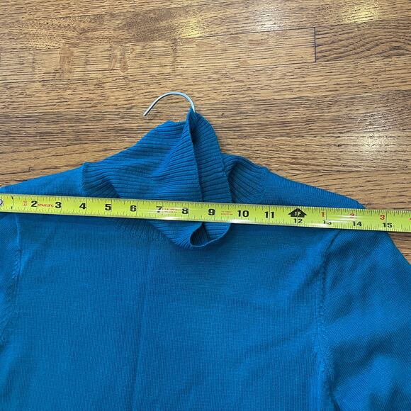 Lands End Wmns Sz XS Sweater 100% Merino Wool Aqua Blue Flare Waist 3/4 Slv NWOT - Picture 5 of 10
